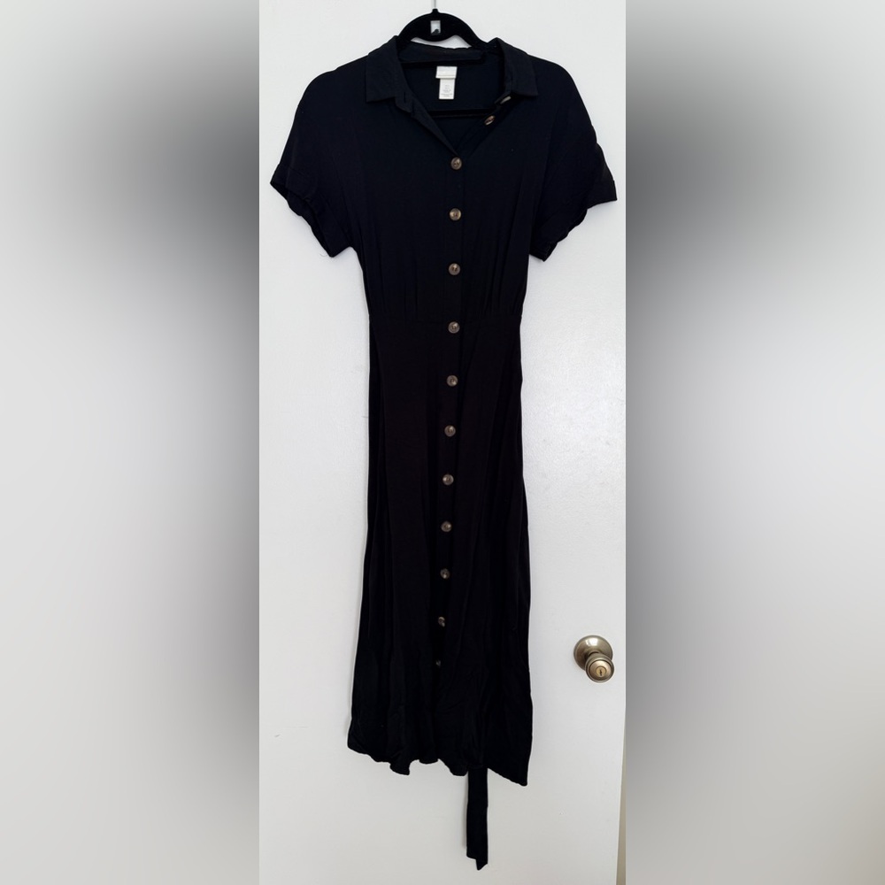 H&M Black Tie-Shirt Midi Dress with Button Detail - Picture 3 of 7
